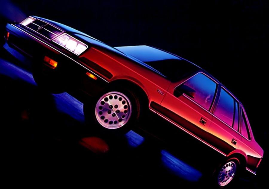  Dodge Lancer 1985 года  (фото 2 из 5)